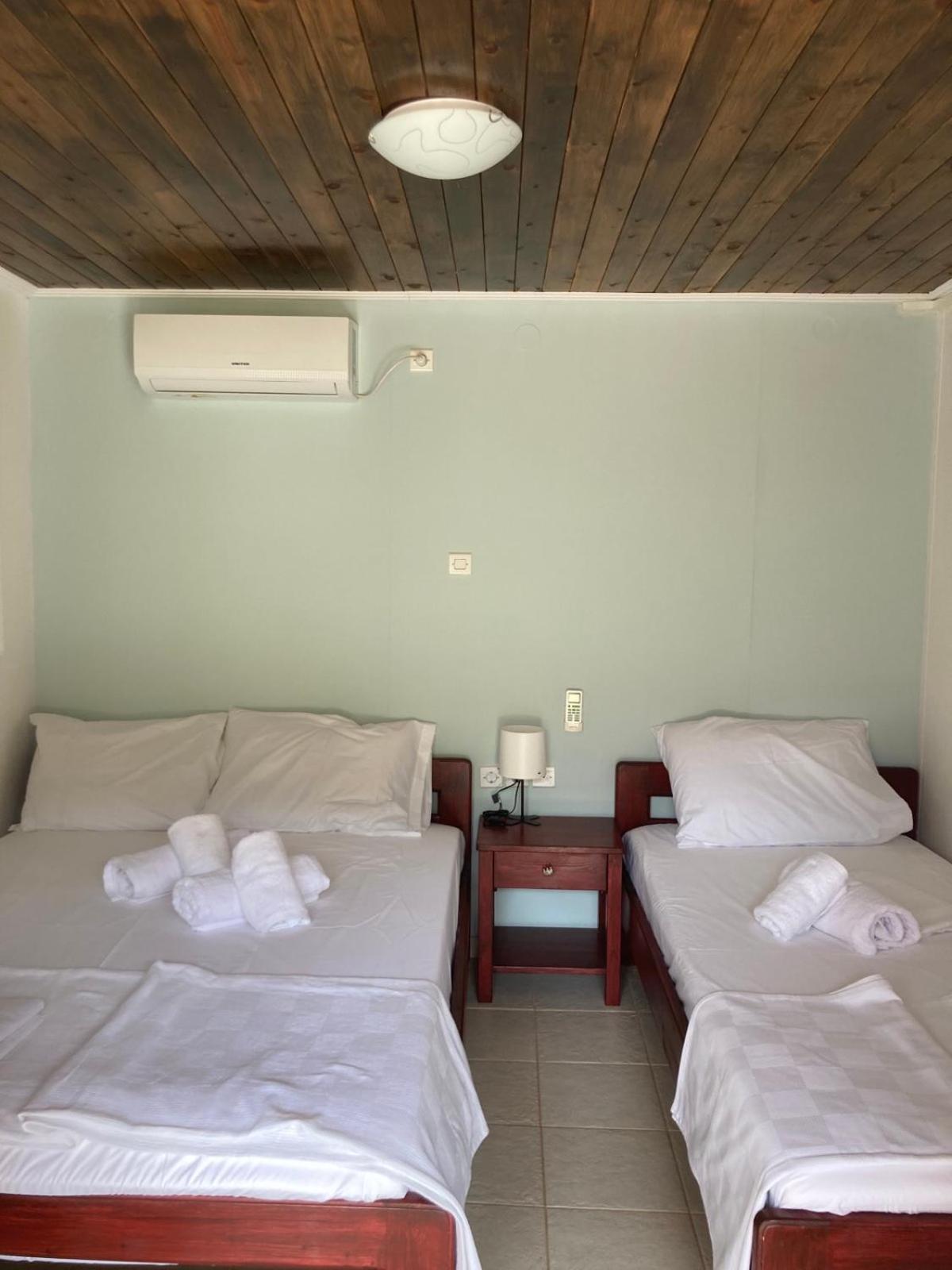 Helios Beach House Mikros Gialos Exterior foto